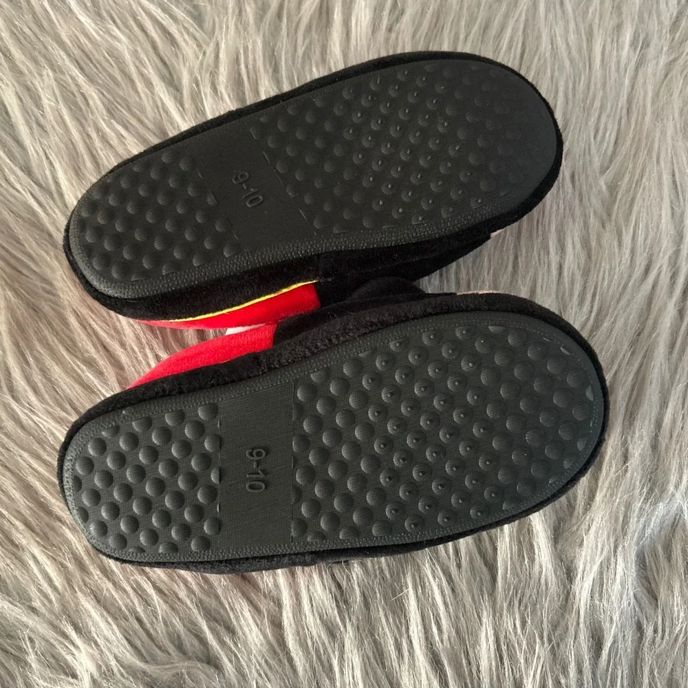 Disney Junior Mickey Mouse Slippers Toddler Boys Size 9-10 Red Slip On Shoes